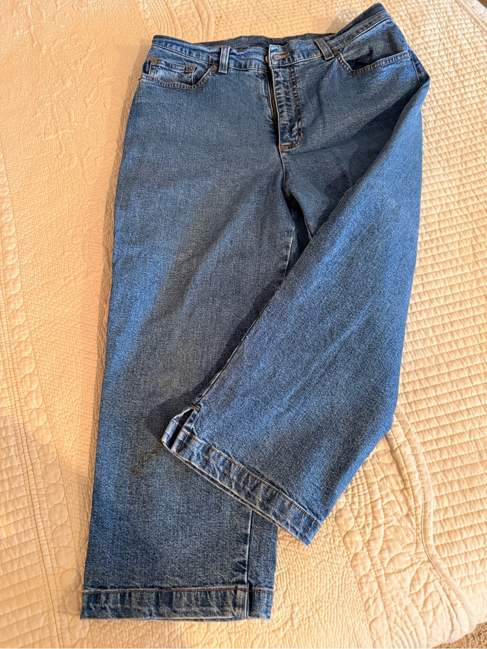 Ralph Lauren Petite Vintage Blue Denim Cropped/Capri Jeans